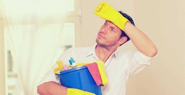 Gospodarstwa domowe, w których mężczyźni nie wykonują „kobiecych” obowiązków, zgłaszają 1,6 razy więcej seksu
