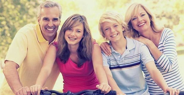 Pozytywne relacje rodzinne w wieku nastoletnim powiązane z pozytywnymi małżeństwami w wieku dorosłym