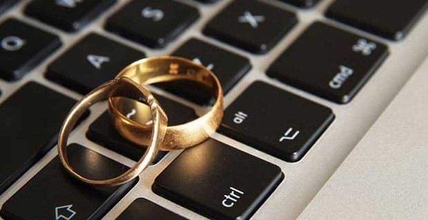35% amerických manželství začíná online