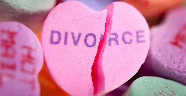 I tassi di divorzio sono più che raddoppiati per le coppie sposate da oltre 20 anni