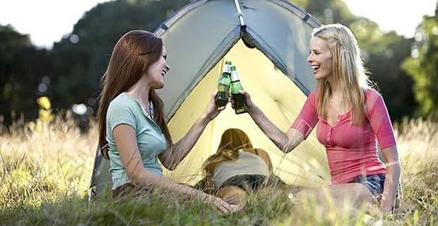 Le camp d’été lesbien peut-il aider votre vie amoureuse?