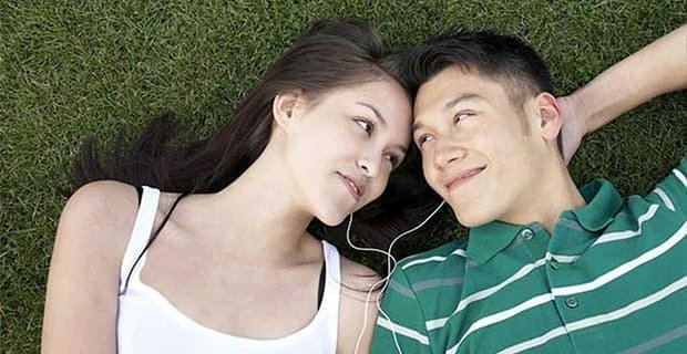 10 beste Dating-Podcasts
