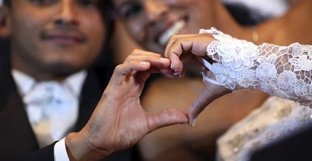 Badanie: Żony są rozwiązaniem małżeńskiej szczęśliwości