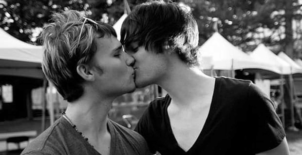 Láska mezi homosexuálními páry stejná jako rovné páry, říká studie