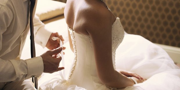 Studie: Frauen warten mit 73% häufiger bis zur Heirat, um Sex zu haben