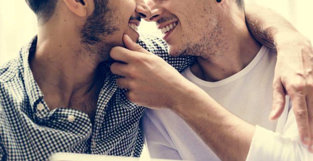 Jak utrzymać zainteresowanie faceta (porady LGBT)