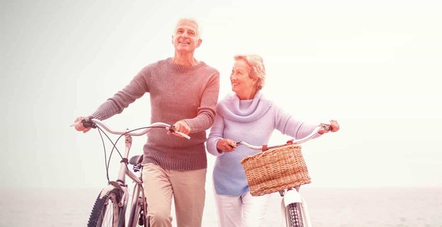15 Najlepsze serwisy randkowe dla emerytowanych profesjonalistów (2021)