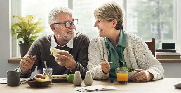14 mejores sitios de citas para mayores de 50 años en 2024