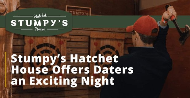 Stumpy’s Hatchet House ofrece a las personas que se citan una emocionante noche de lanzamiento de hachas